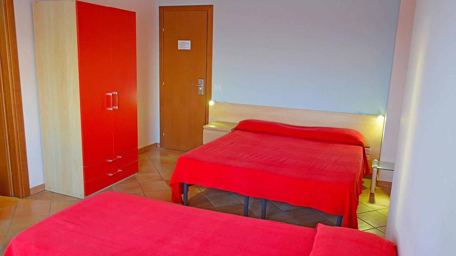 Splash'S Rooms Spadafora Buitenkant foto