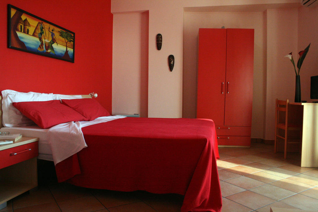 Splash'S Rooms Spadafora Kamer foto